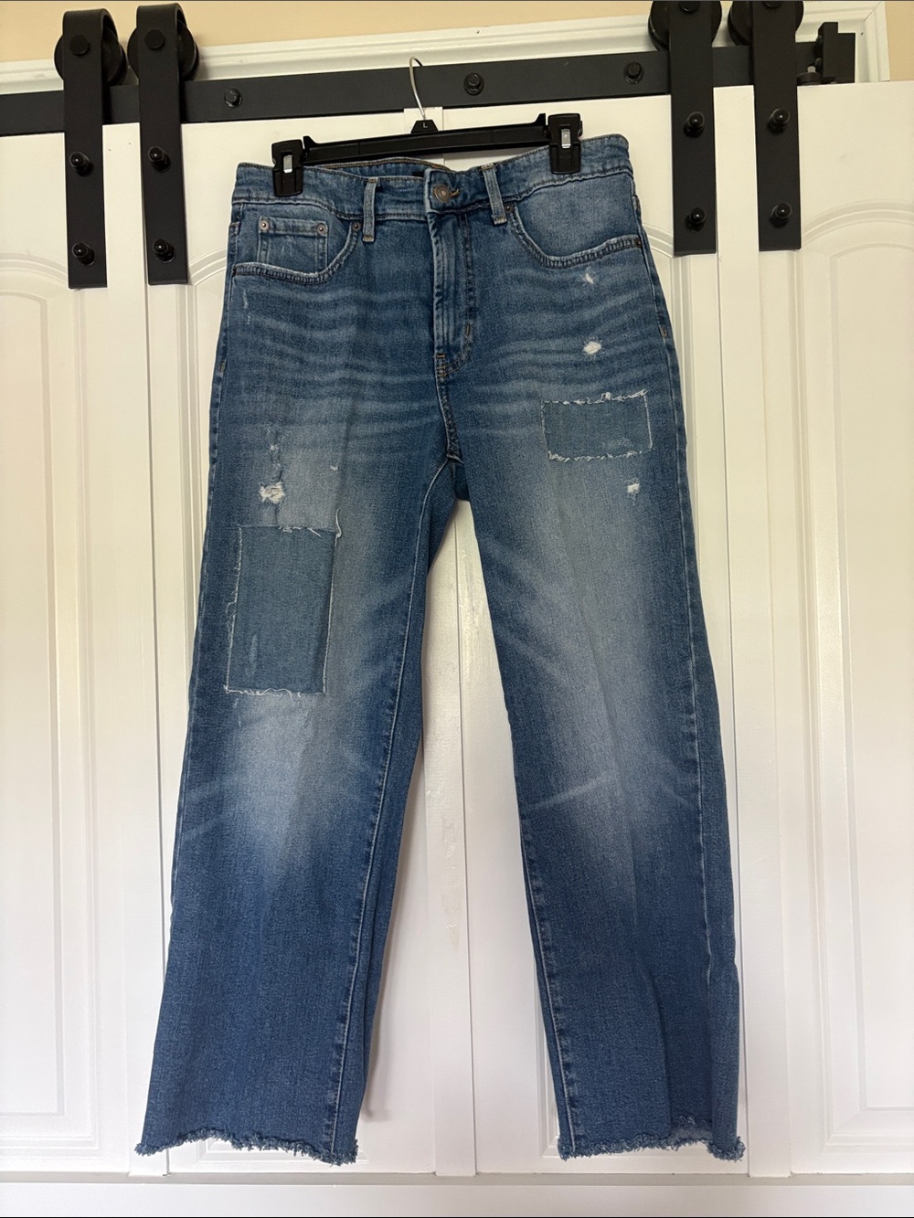 Mid-Wash Blue Cropped Patch Detail Jeans